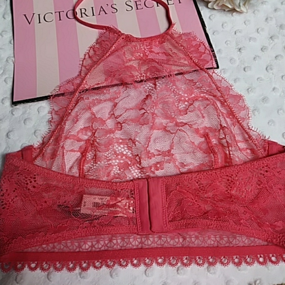 VS Very Sexy High Neck Lace Bra - Picture 4 of 5